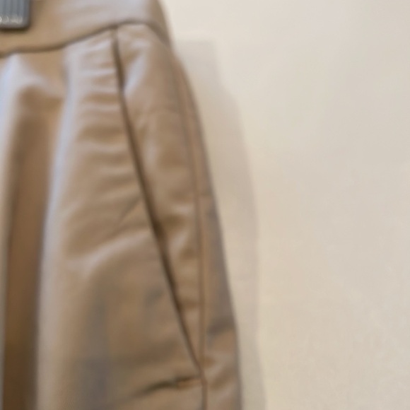 Men's Banana Republic factory preppy classic Khaki dress pants 35 x 32 slim fit - Picture 3 of 5